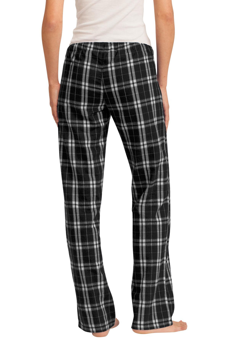Load image into Gallery viewer, District Women&#39;s Flannel Plaid Pant. DT2800
