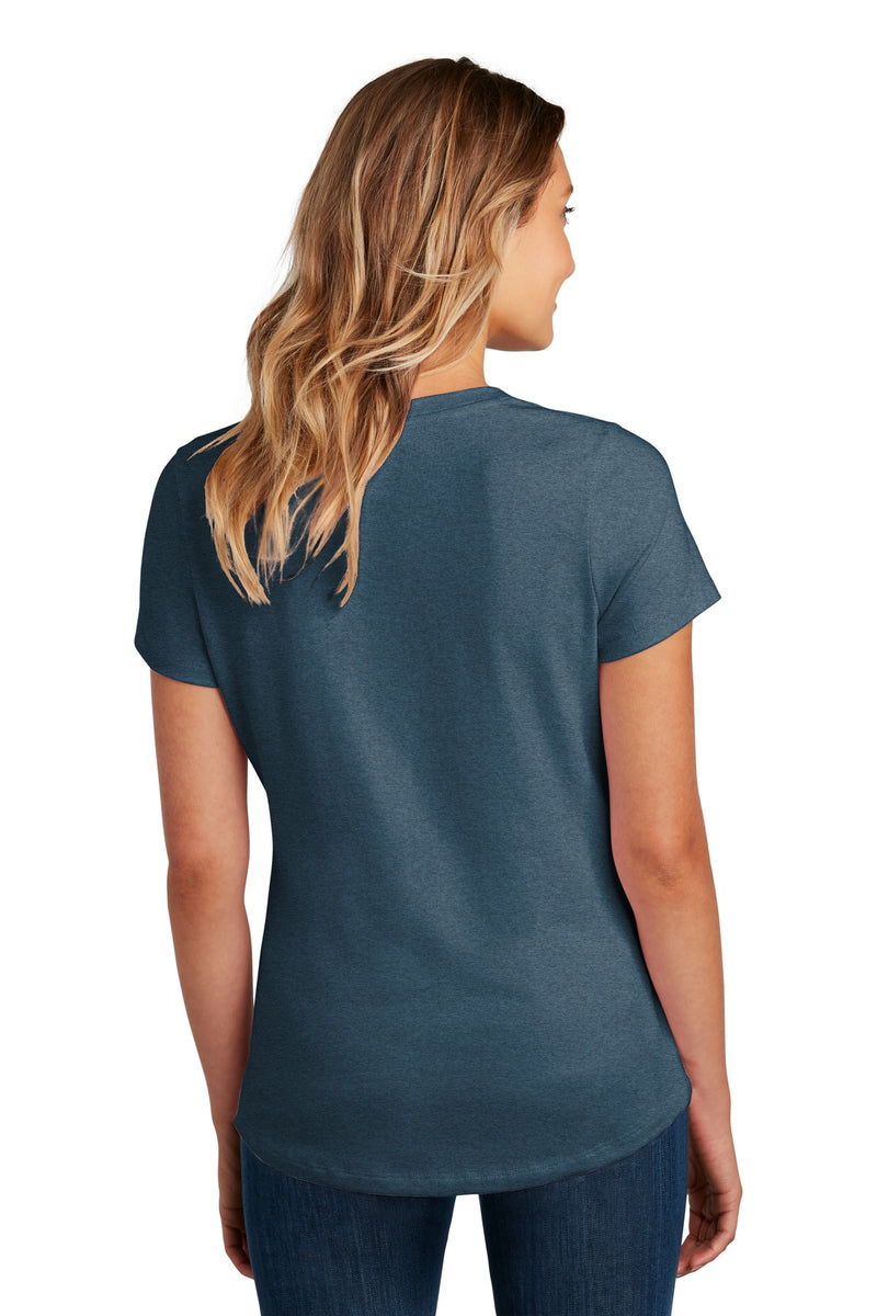 Load image into Gallery viewer, District  Women&#39;s Flex Scoop Neck Tee DT7501
