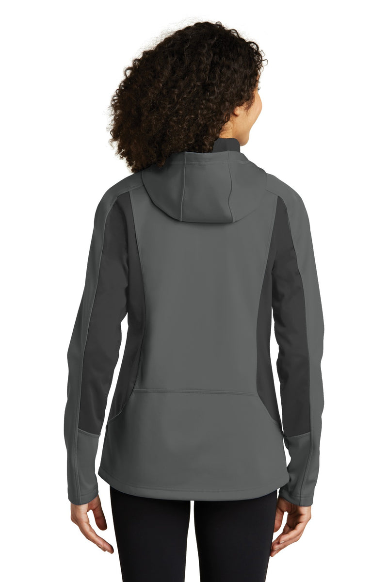 Load image into Gallery viewer, Eddie Bauer Women&#39;s Trail Soft Shell Jacket. EB543
