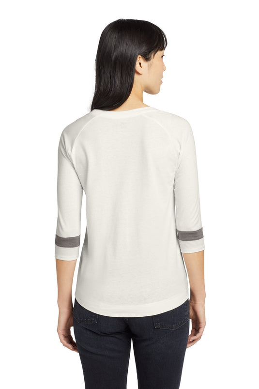 New Era  Women's Tri-Blend 3/4-Sleeve Tee LNEA136