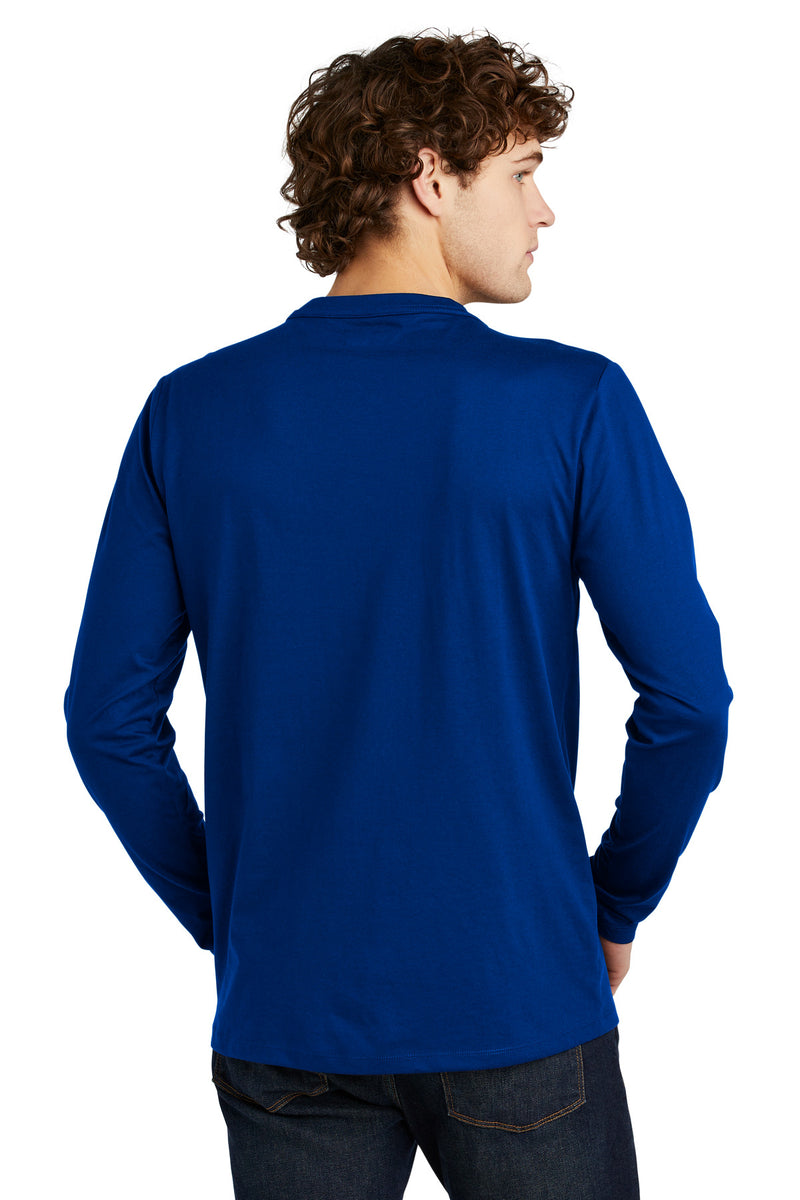Load image into Gallery viewer, New Era  Heritage Blend Long Sleeve Crew Tee. NEA102
