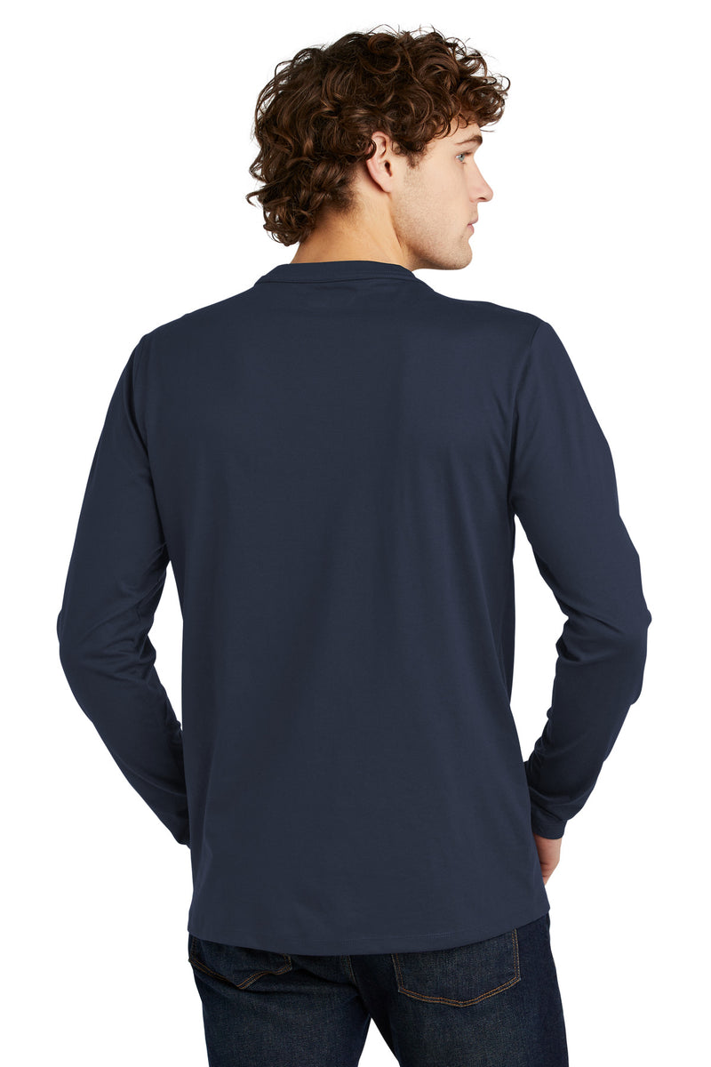 Load image into Gallery viewer, New Era  Heritage Blend Long Sleeve Crew Tee. NEA102
