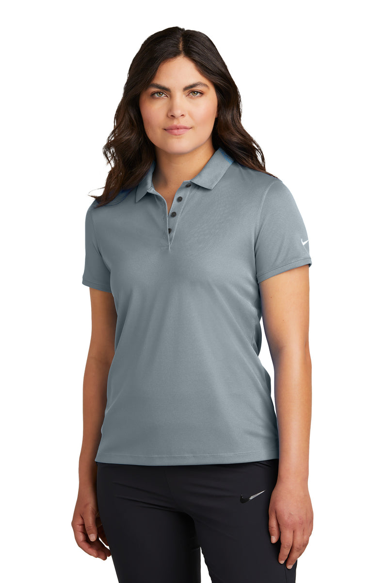 Load image into Gallery viewer, Nike Women&#39;s Victory Solid Polo NKDX6685
