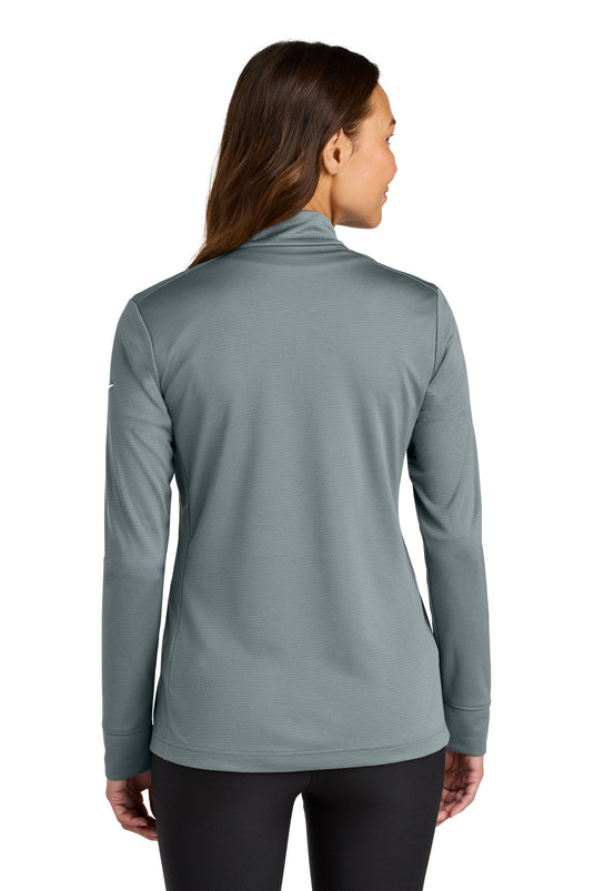 Nike Women's Essential 1/2-Zip Cover-Up NKHM7969
