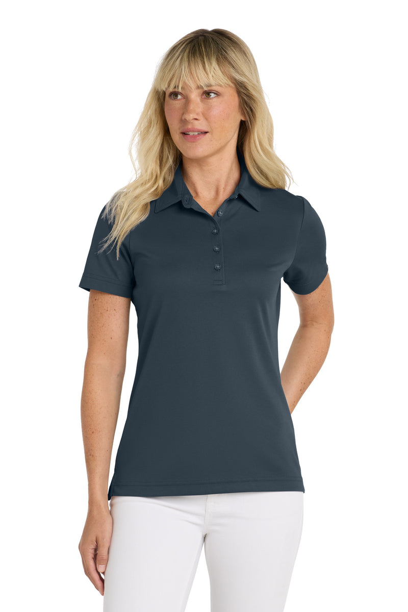 Load image into Gallery viewer, TravisMathew Women&#39;s Oceanside Solid Polo TM1WW001
